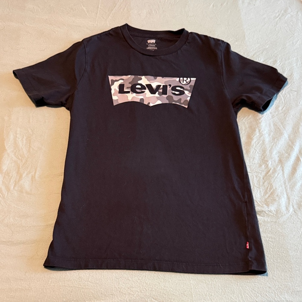 Levi's Black Tee with Camouflage Logo